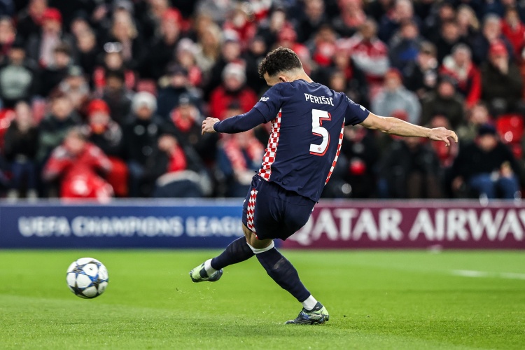 开云体育下载-迪马济奥：国米管理层与齐沃进行交流，可能再次尝试引进佩里西奇